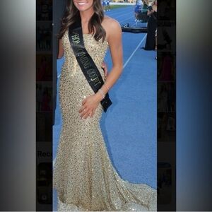 Portia and Scarlett Strapless Gold Gown